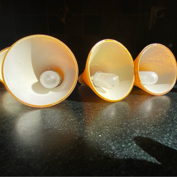 Hampton Bay Dimensions track trumpet pendant with mottled yellow glass - Picture 4 of 7